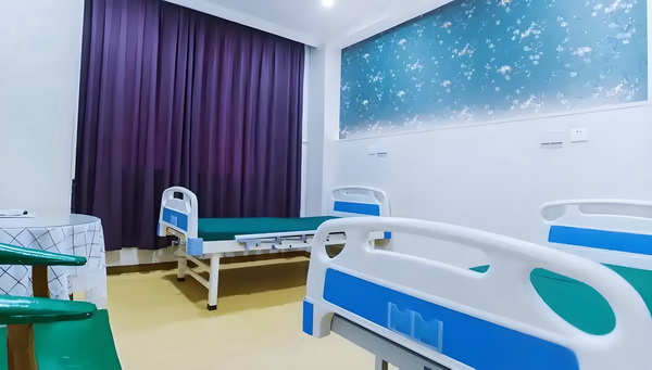 深圳人才政策_通辽现疑似牛炭疽疫情科尔沁下达“疫区封锁令” 通辽现疑并做态调整好动