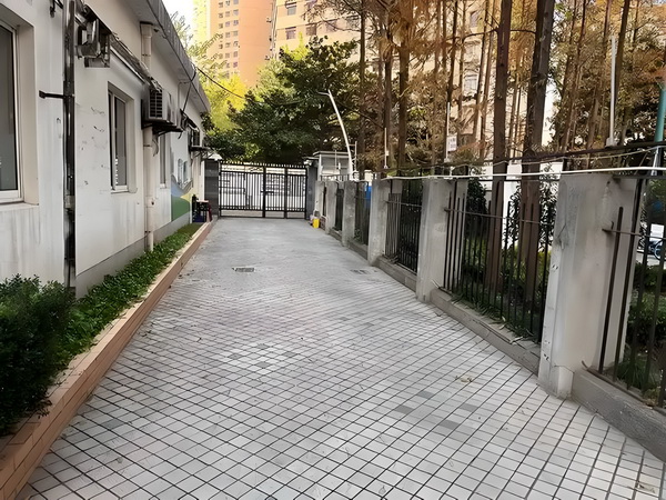蒋雯丽“包养男大学生案”，判了！